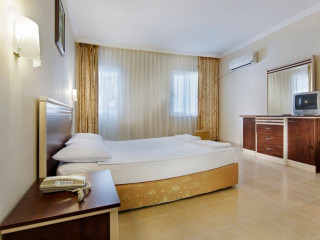 PASTE CIPRU - Legenda Afroditei PREMIUM TOURS 