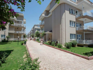 LARISSA HOLIDAY BEACH