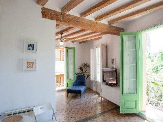 Las Ramblas Bacardi Apartments