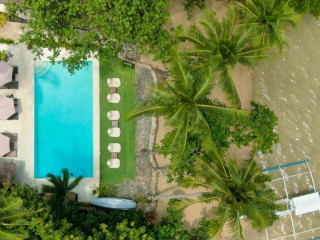 Last Frontier Beach Resort-Adults Only