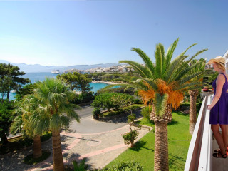 LATO HOTEL