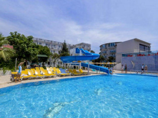 LATTE BEACH HOTEL
