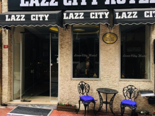 Lazz City Hotel