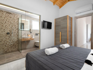 L&C Boutique Apartments