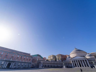 LE 4 STAGIONI DANTE H. NAPOLI CENTRO