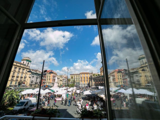 LE 4 STAGIONI DANTE H. NAPOLI CENTRO