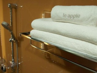 LE APPLE BOUTIQUE BUKIT BINTANG