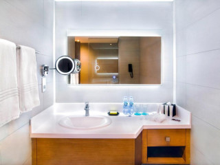 Le Meridien Abu Dhabi