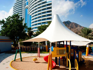 Le Meridien Al Aqah Beach Resort