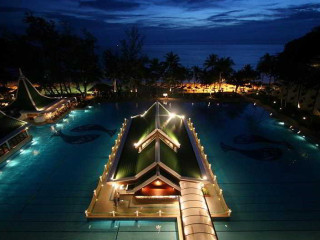 Le Meridien Phuket Beach Resort