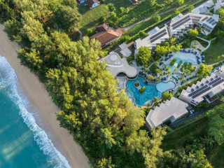 Le Méridien Phuket Mai Khao Beach Resort