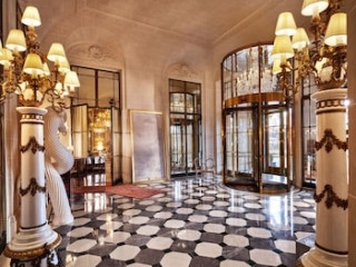 LE MEURICE DORCHESTER COLLECTION