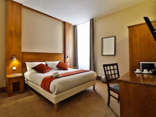 LE NOAILLES NICE GARE