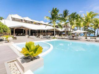 Le Peninsula Bay Beach Resort & Spa