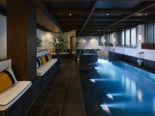 LE ROCH HOTEL AND SPA