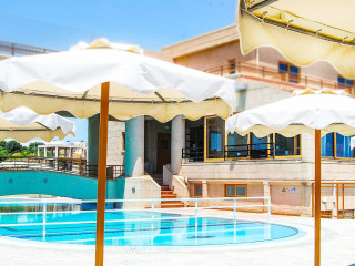 Ledras Beach Hotel & Villas