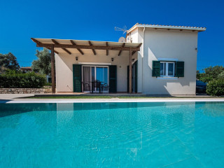 Lefkogea Villas