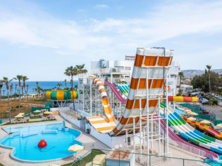 Leonardo Laura Beach & Splash Resort