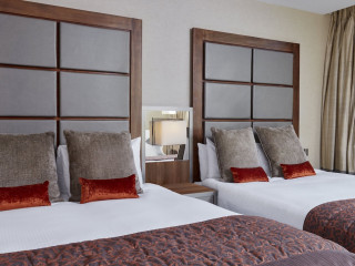 Leonardo Royal Hotel London Tower Bridge