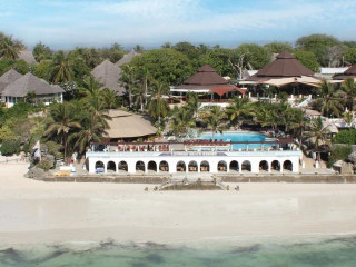 Leopard Beach Resort and Spa