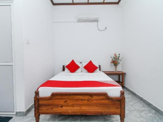 Leos Home Stay