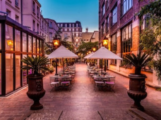 LES JARDINS DU MARAIS