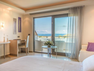 LESANTE CLASSIC LUXURY HOTEL & SPA