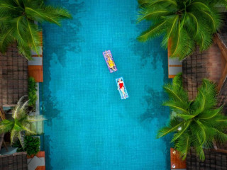 Lesprit De Naiyang Beach Resort