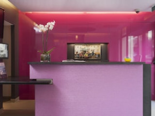 LIBERTEL GARE DU NORD SUEDE