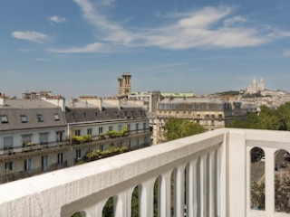 LIBERTEL GARE DU NORD SUEDE