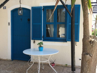 Light & Blue Marelia Apartments