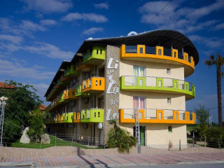 Lilalo Hotel 