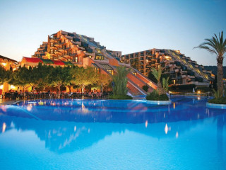 Roma Beach Resort & Spa