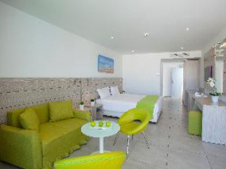 Limanaki Beach Hotel