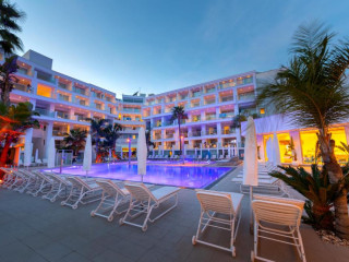 D Andrea Lagoon All Suites - Adults Only