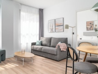 LIMEHOME VALENCIA CARRER DANTONIO FERRANDIS