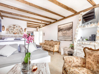 Limeri Traditional Guest House