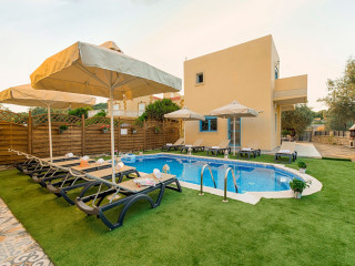 Lindos Luxury Retro Villas