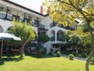 Liotopi Hotel