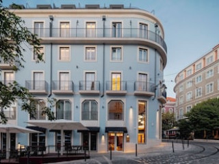 LISBON CHIADO HOTEL & SPA