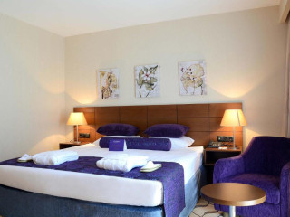 SHERWOOD EXCLUSIVE LARA