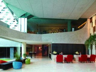 LiT BANGKOK Hotel