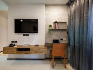 LIT BANGKOK RESIDENCE