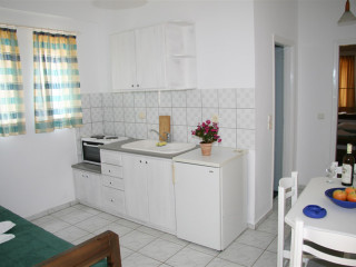 LITSA MARE APARTMENTS