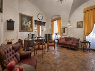 LITTLE KING U MALVAZE