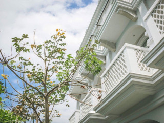 LITTLE NYONYA HOTEL