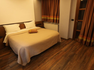 Llogara Tourist Village