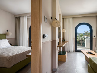 Loadstar Rooms & Suites