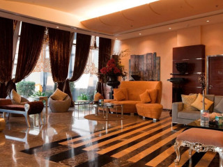 City Center Hotel si Formula 1 Grand Prix Ticket