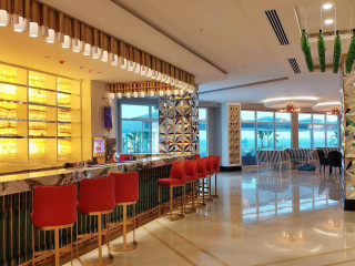 Granada Luxury Beach